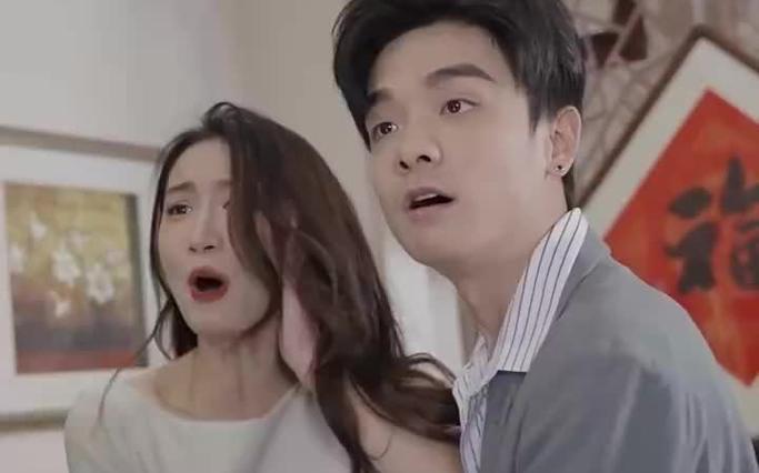 不裝了，腳踹渣男后我成了全球女戰(zhàn)神(全集)