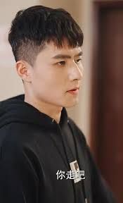 跑腿，竟是隱藏大佬(全集)