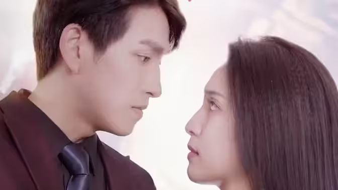 分手后閃婚了男?？偛?全集)